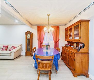41 TUERR Drive, Kitchener, Ontario, N2E2L9 - Photo 4