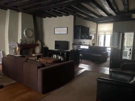 Location appartement 2 pièces, 61.56m², Paris 04 - Photo 4