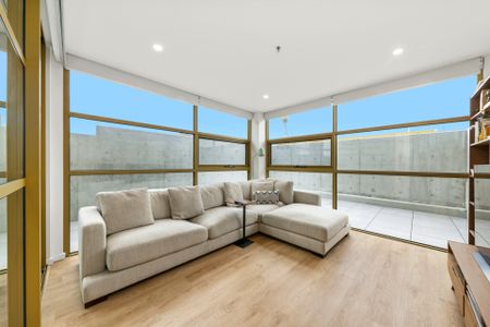 Modern Living in Boulevard! - Photo 3