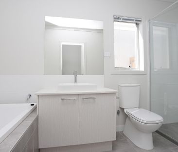 Modern Family Living in the Heart of Nirimba - Photo 6