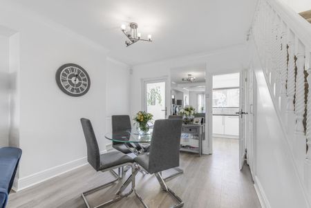 Brunswick Park Road, London N11 - Photo 2