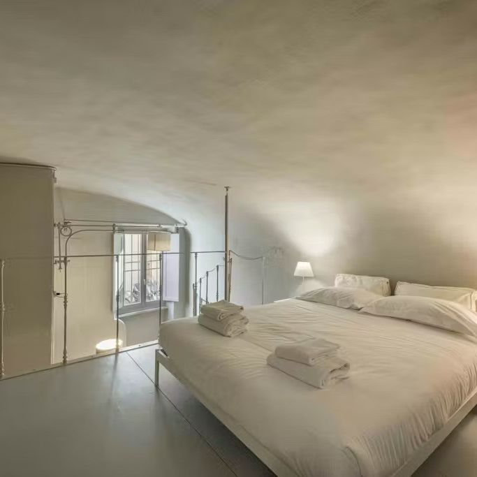 Via dei Serragli, Florence, Tuscany 50124 - Photo 1