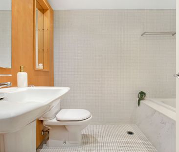 Modern Living in 'The Colonades' on Lavender Bay - Photo 4