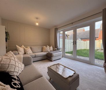 3 bedroom semi-detached house to rent - Photo 3