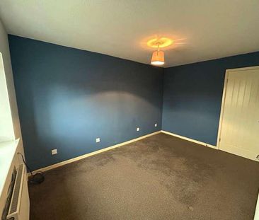 St Abbs Close, Victoria Dock, HU9 - Photo 6