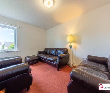 5 bedroom detached house to rent - Photo 2