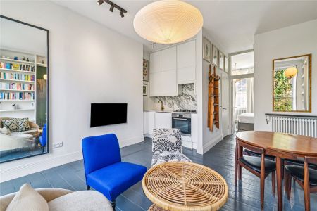 Holland Park Avenue, Holland Park, London, W11 flat to rent - Photo 2