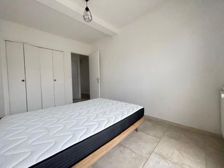 Location Appartement 2 pièces Meublé 43m² MAUGUIO 34130 - Photo 3