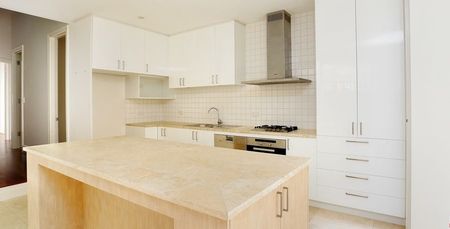 10 Moffat Street BRIGHTON - Photo 2