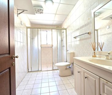 Spacious Double-Storey Duplex with Expansive Entertainer's Backyard... - Photo 3