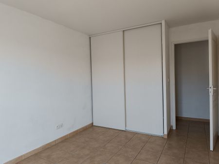 Location Appartement 3 pièces 55m² NARBONNE 11100 - Photo 5