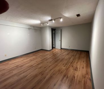 For Lease - 1810 Harkiss Road, Mississauga, Ontario - Photo 3