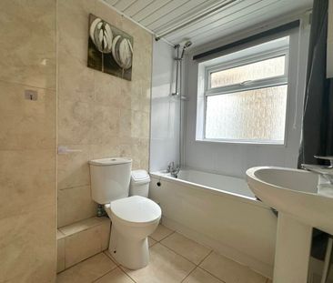 2 Bed Terraced House, Gorst St, L4 - Photo 4