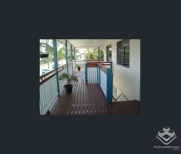 Spacious Family Home with Dual Living Potential in a Prime Mackay L... - Photo 4