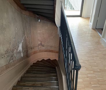 IMMEUBLE D'EXCEPTION - Rue du Manège 19 - appartement au 2ème Nord-... - Photo 2