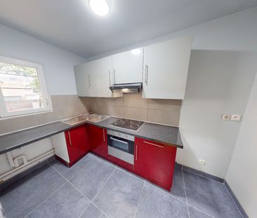 Maison de plain-pied 62.29 m2 avec cave et remise - 94200 Ivry-sur-... - Photo 3