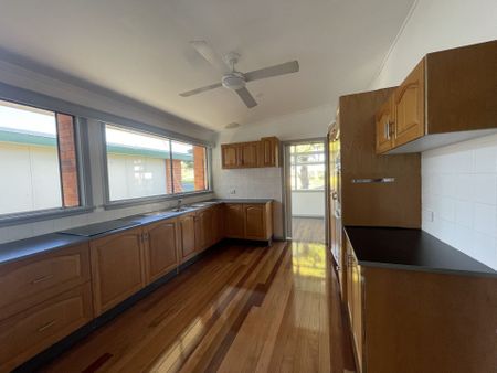 East Kempsey - Photo 2