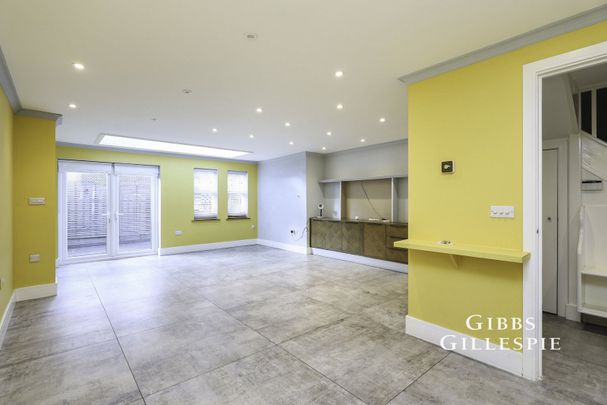 4 Bedroom House to rent - Photo 1