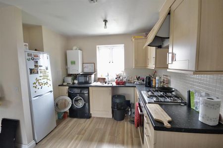 2 bedroom flat to rent - Photo 5