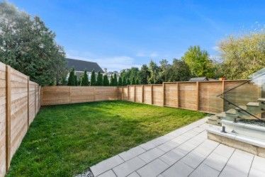 For Lease - 681 Glencairn Avenue, Toronto, Ontario - Photo 5