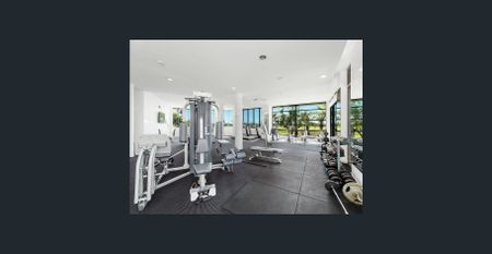 BEAUTIFUL UNIT IN SOUGHT AFTER LOCATION!! - Photo 2