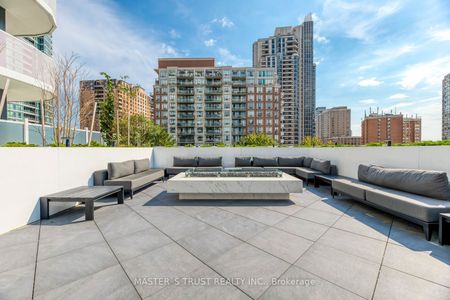 For Lease - 15 Holmes Avenue Unit# 704, Toronto, Ontario - Photo 3