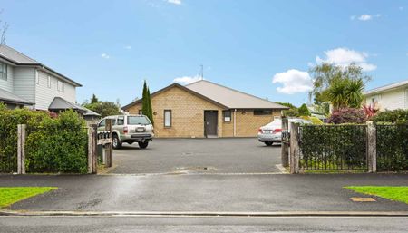 Luxury Motel-Type Unit - Walk to Hospital - Photo 5