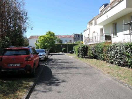 Location Appartement 2 pièces 41m² MEAUX 77100 - Photo 4