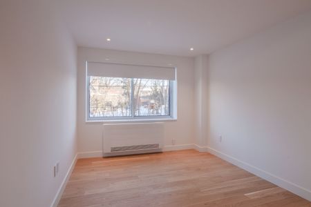 4555 Bonavista Avenue - Photo 5