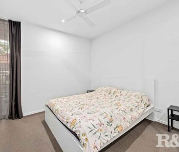 502/18 Hubert Street Woolloongabba - Photo 2