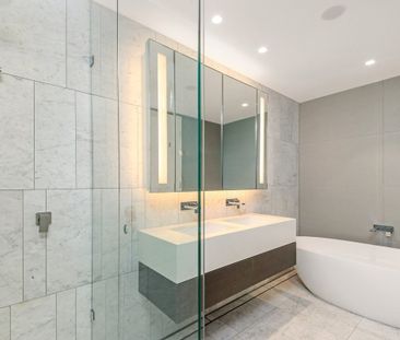 Executive Living I Stunning View I Concierge Service I Extra Study - Photo 5