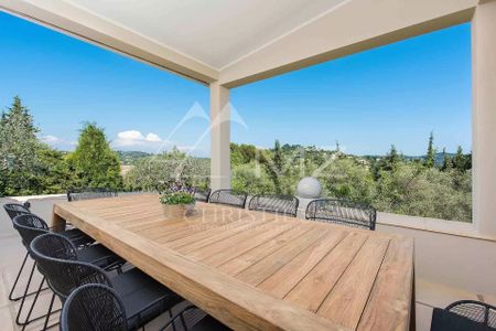 Mougins - Villa rénovée dans domaine privé - Photo 3