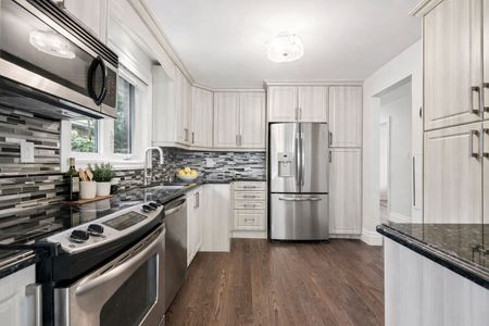 For Lease - 17 Jill Crescent, Toronto, Ontario - Photo 3