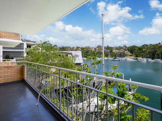 Freshly renovated throughout! - Photo 1