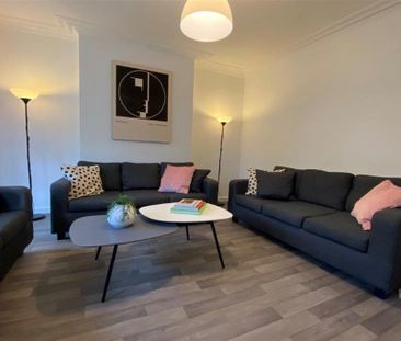 1 bedroom in a house share to rent - Photo 2