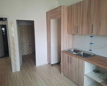 Διαμέρισμα για ενοικίαση Αγία Ελεούσα (Καλλιθέα) - Photo 2