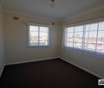 Solid Family Home - Photo 4