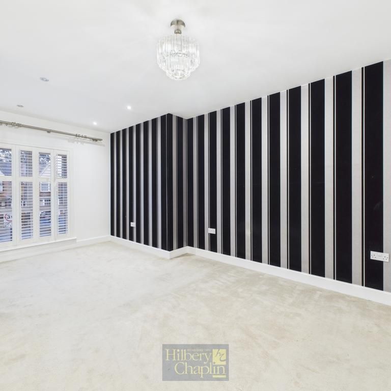 4 bedroom detached house to rent - Photo 1