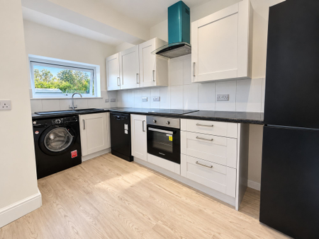 Morden Road, Bournemouth, BH9 - Photo 4