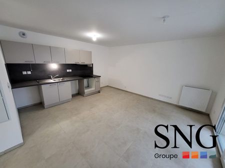 T2 AVEC LOGGIA + PARKING - Photo 4