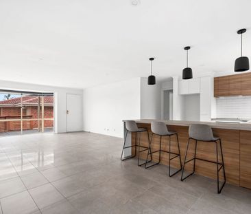 Modern Comfort & Effortless Living in the Heart of Leopold - Photo 2