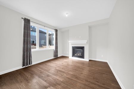 For Lease - 366 Cloyne Crescent, Barrhaven, Ontario - Photo 3