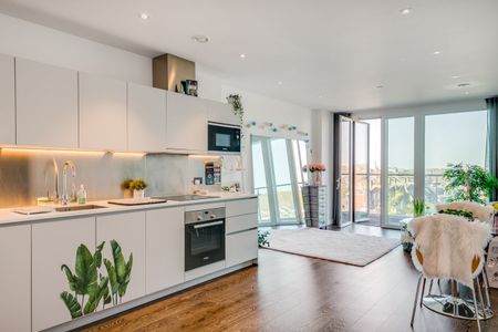 Alderside Apartments, 35 Salusbury Road, London, NW6 6BF - Photo 5