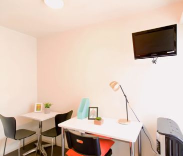 1 Bedroom with terrace - Photo 2