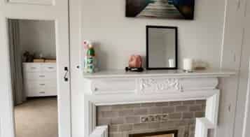 Spacious furnished private room in Central City (Power, Internet included) - Photo 3