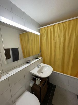 Grosszügiges Zuhause mit Wohlfühlfaktor / hell, modern und mit Balkon - Foto 1