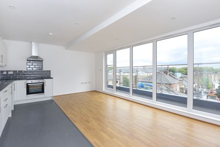 Knighton Park Road, London, SE26 - Photo 4