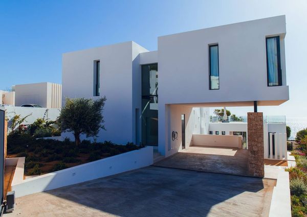 Luxury 5 bedroom Detached House for rent in Santa Eulària des Riu, Balearic Islands