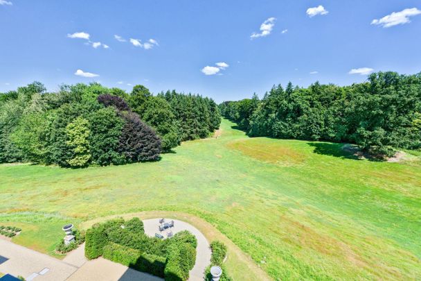 Duplex de standing ±326 m² – 2CH - Photo 1