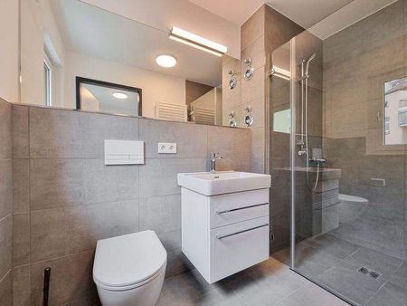 Für Studenten/Azubi´s: neuwertige 1-Zi.-Wohnung! - Photo 5